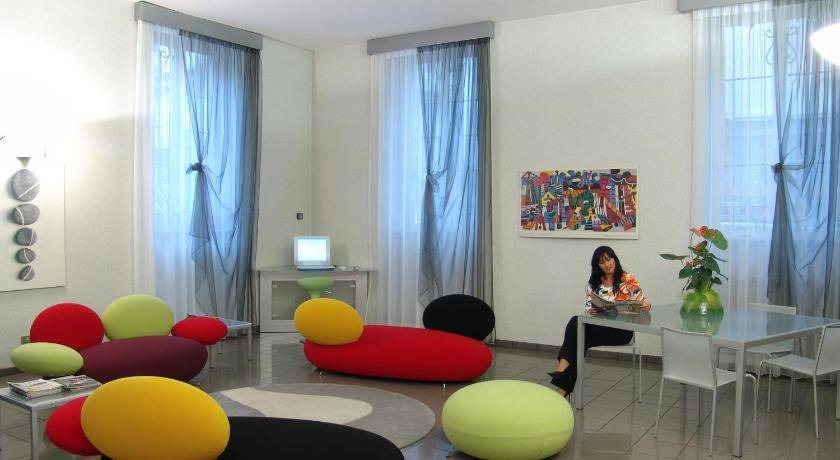 Photo of Others in Cit Turin
