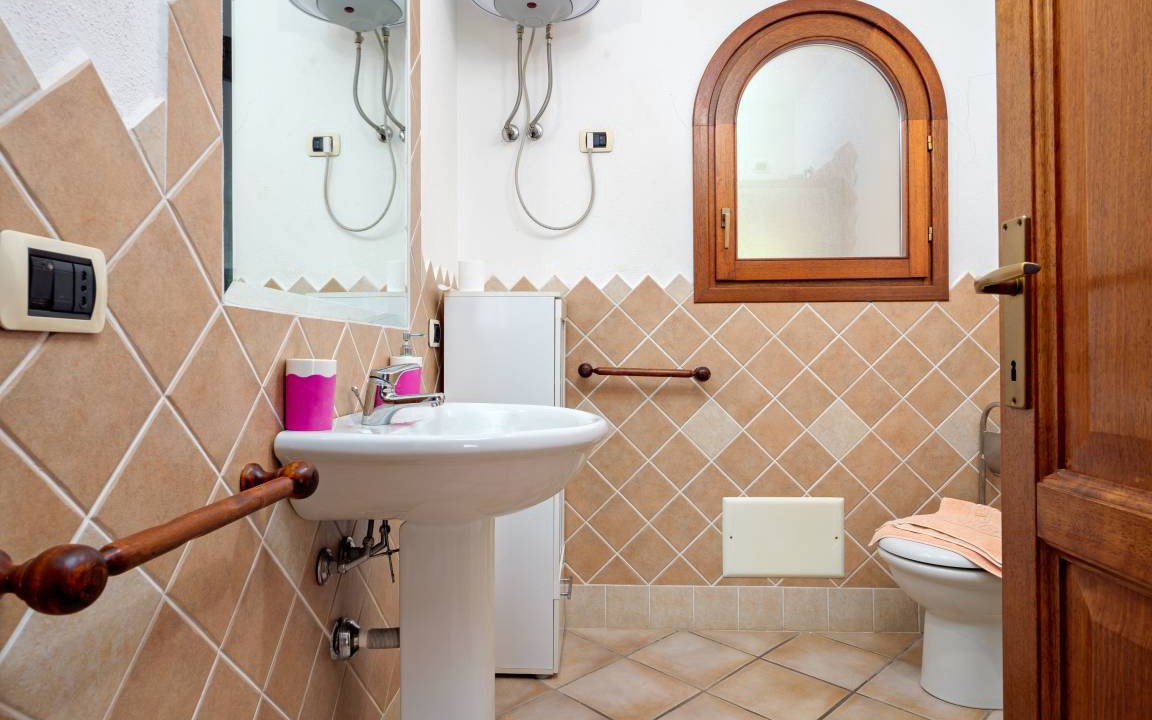 Photo of Bathroom in Tiriddo