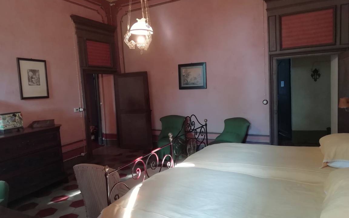 Photo of Others in Robella