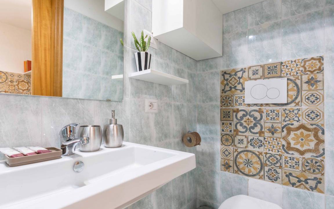 Photo of Bathroom in Sorrento City Centre
