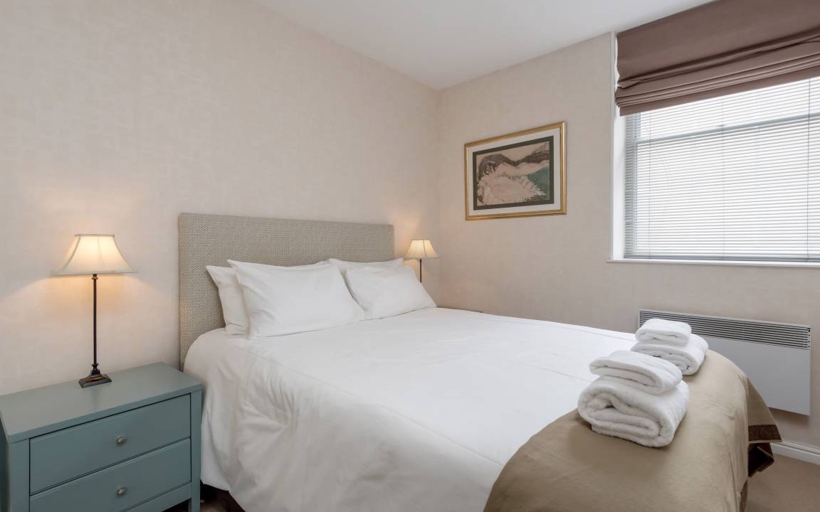 Photo of Bedroom in Newington