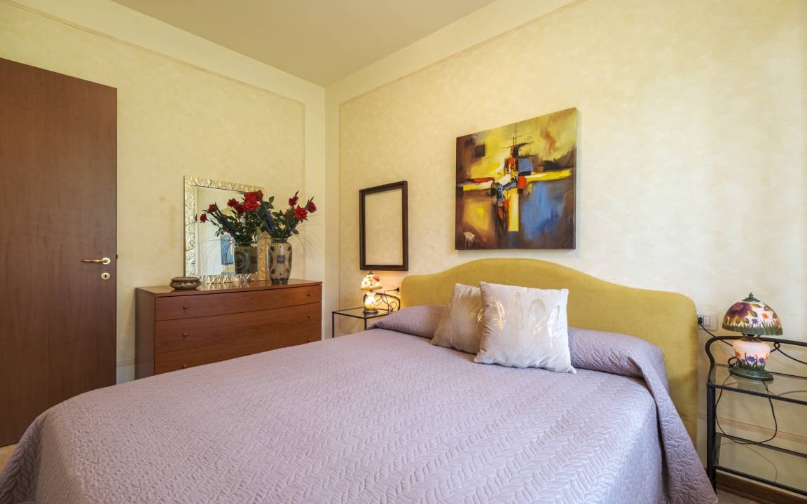 Photo of Bedroom in Sale Marasino