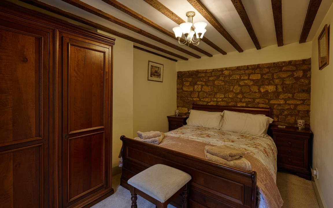 Photo of Bedroom in Avon Dassett