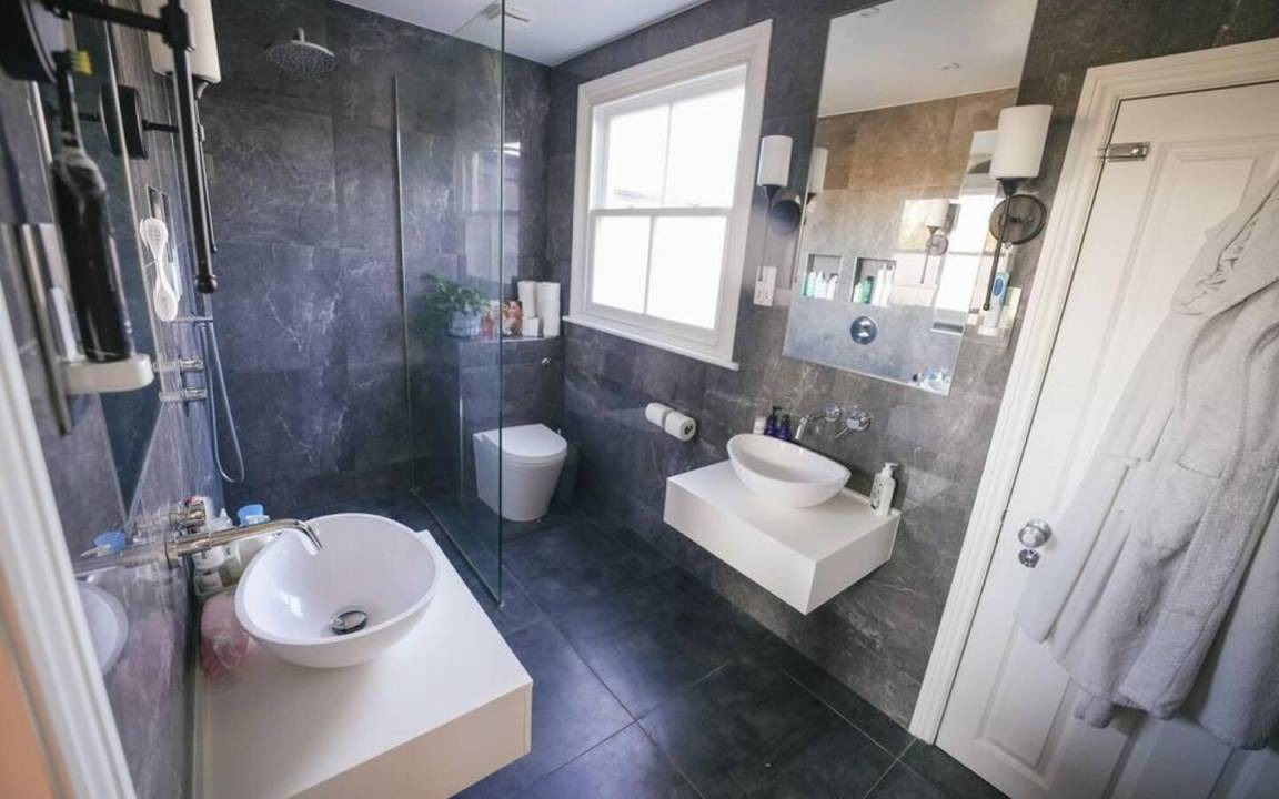 Photo of Bathroom in Brent