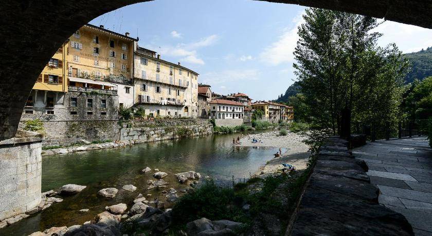 Photo of Others in Varallo