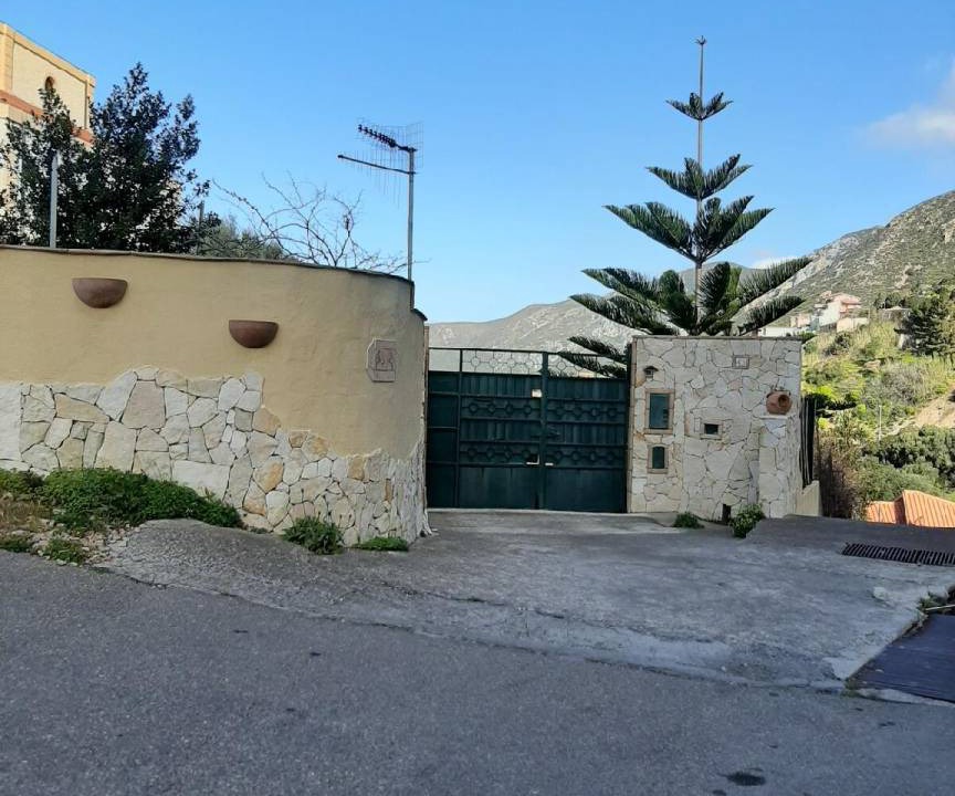 Photo of Others in Nebida