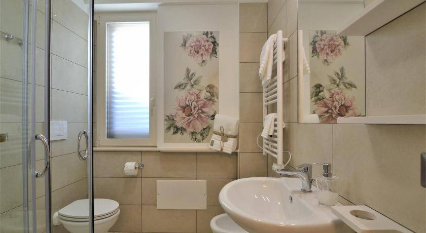 Photo of Bathroom in Canavaccio
