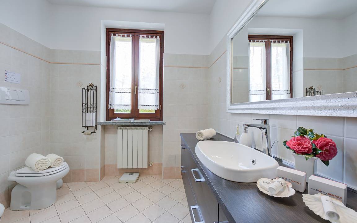 Photo of Bathroom in Cellina