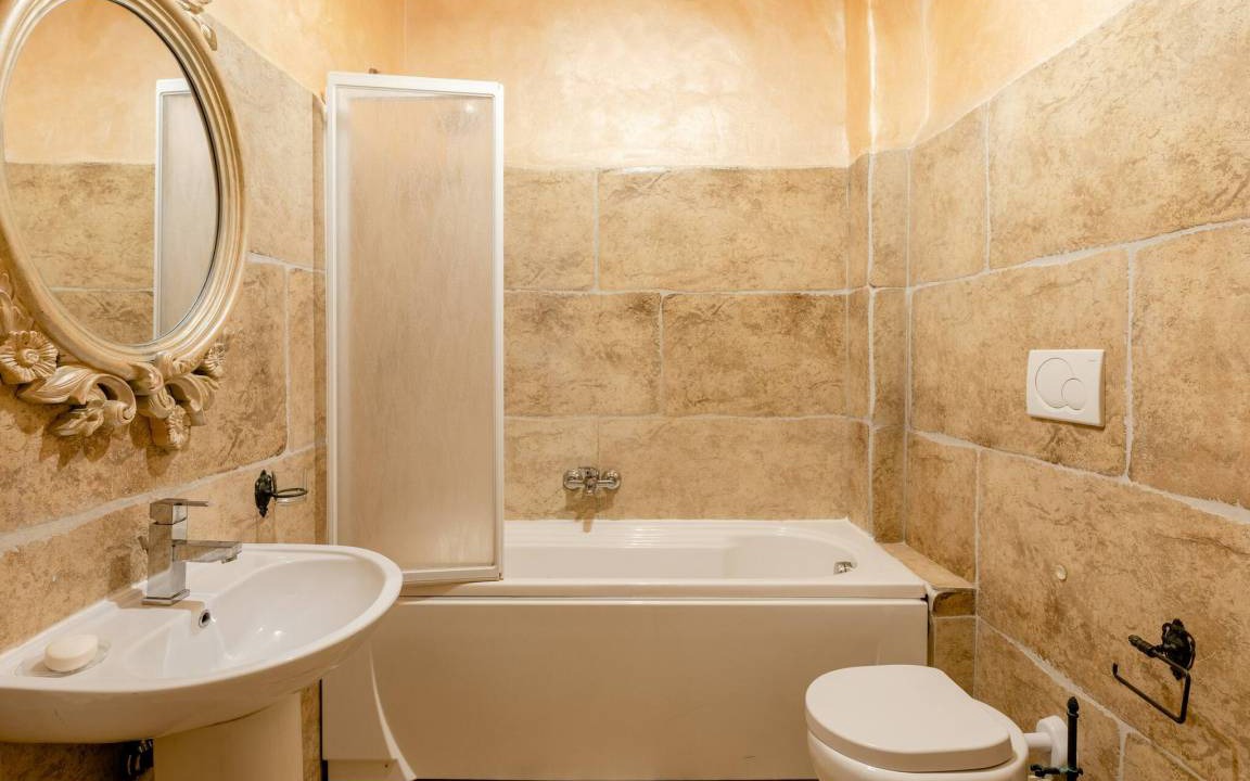 Photo of Bathroom in Rione VII Regola