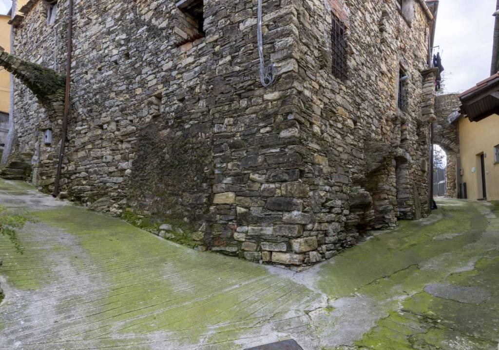 Photo of Buildings in Gazzelli