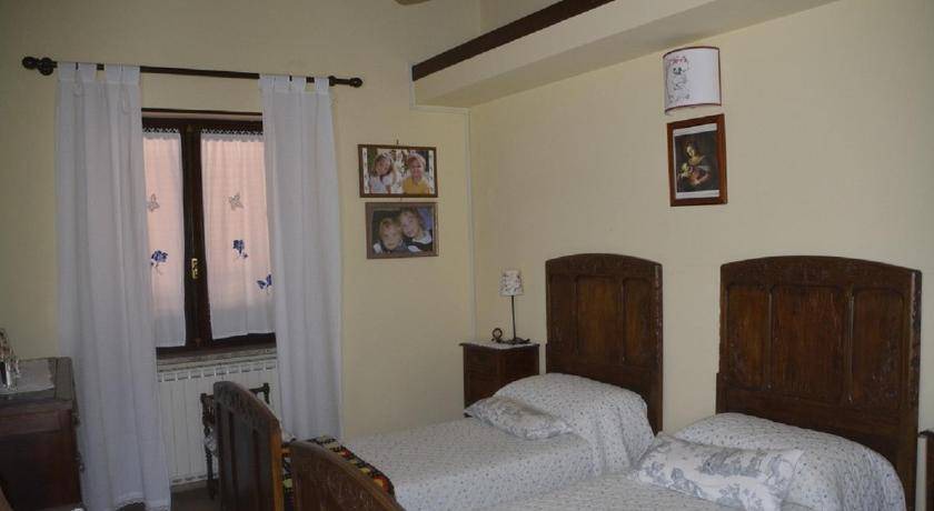 Photo of Bedroom in Torre Canavese