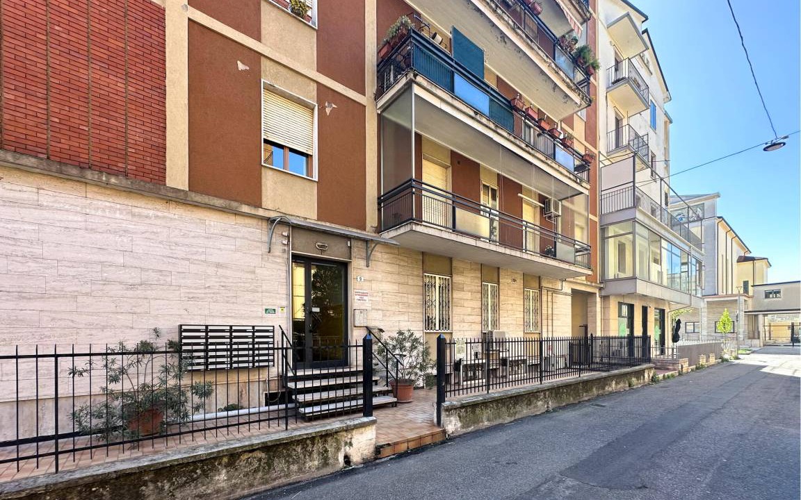 Photo of Buildings in Sud-Ovest