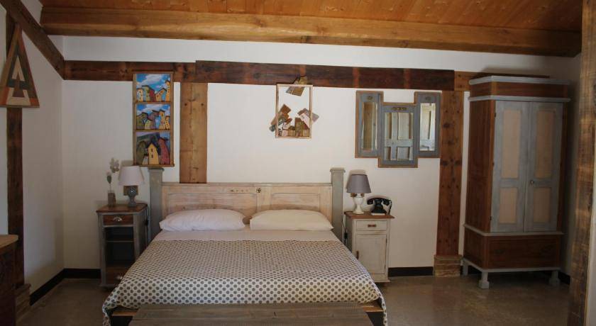 Photo of Bedroom in Civitanova Alta