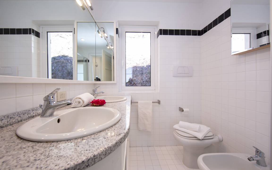 Photo of Bathroom in Pollino