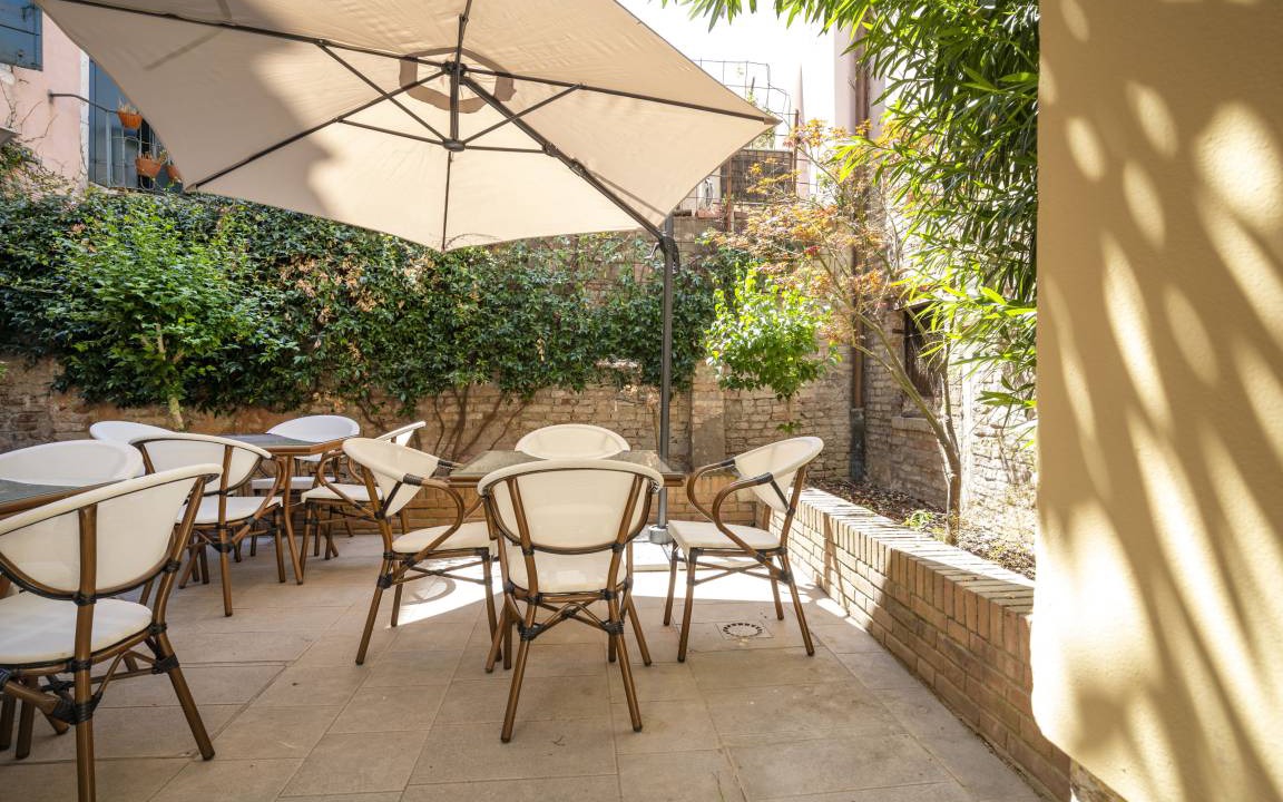 Photo of Patio Balcony in Dorsoduro