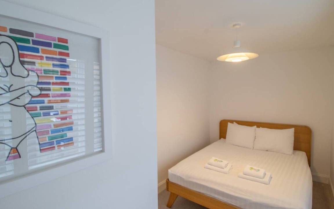 Photo of Bedroom in Kelvinbridge