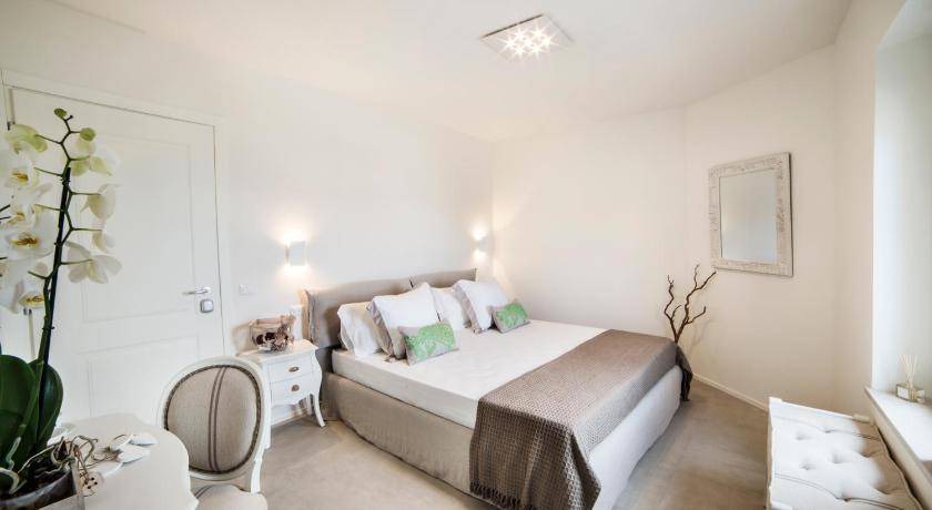 Photo of Bedroom in Peschiera del Garda City Centre