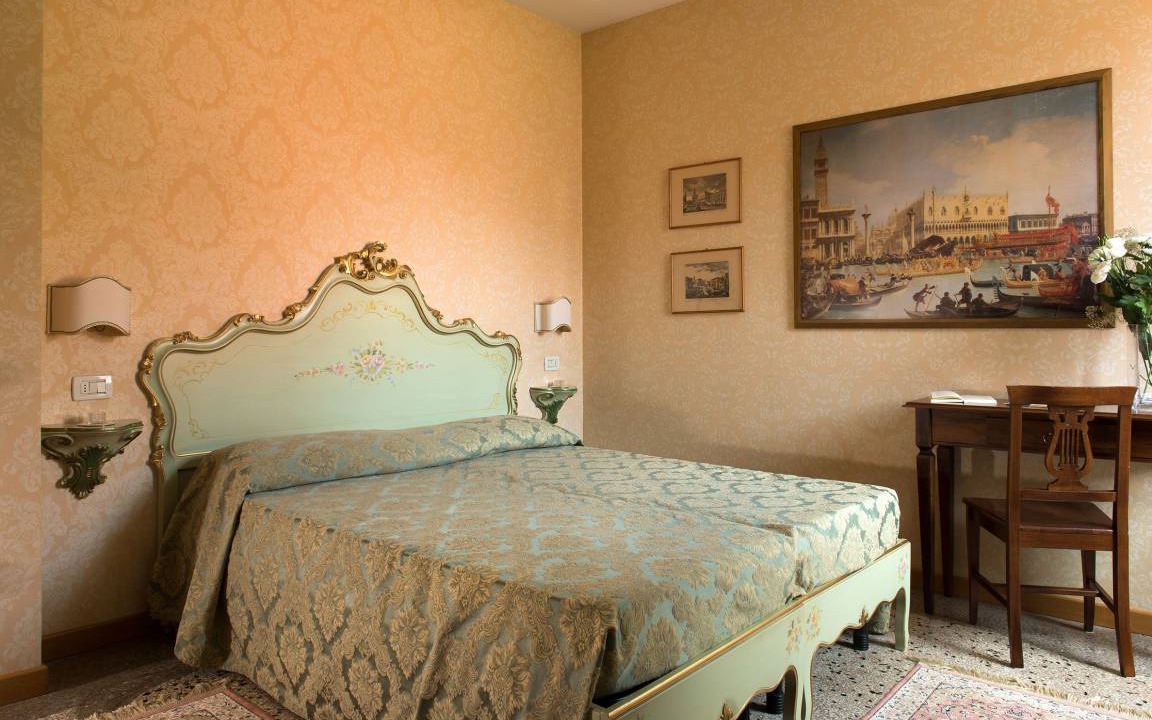 Photo of Bedroom in Santa Croce