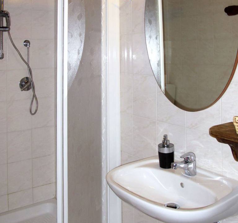 Photo of Bathroom in Granarola