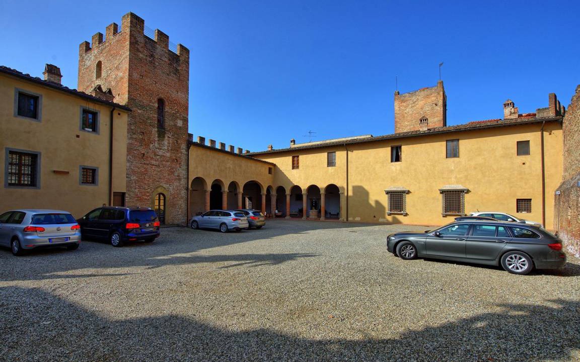 Photo of Buildings in Certaldo Alto