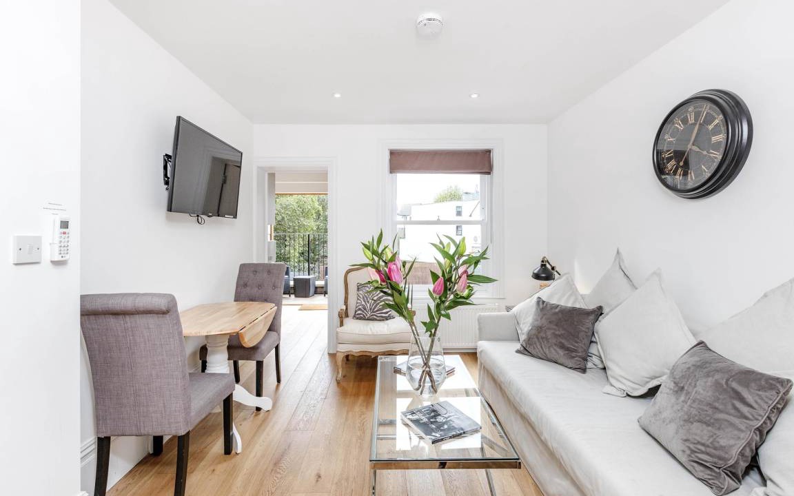 Photo of Livingroom in Parsons Green and Walham