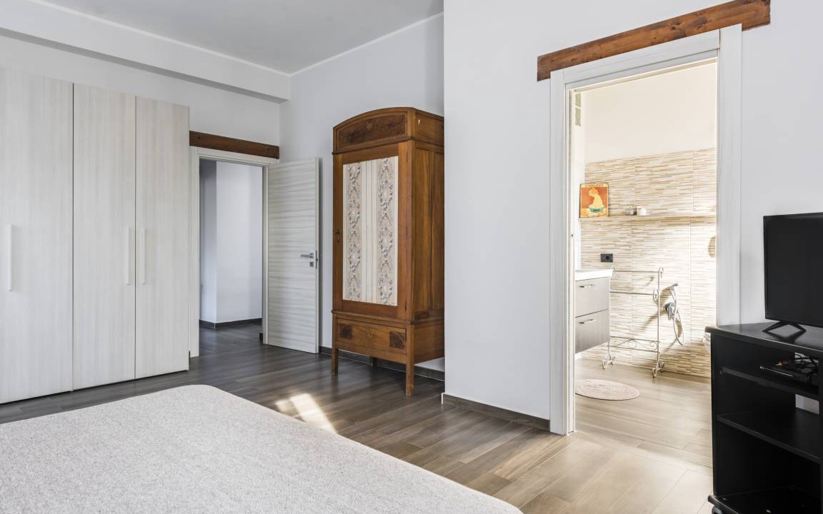 Photo of Bedroom in Tiche