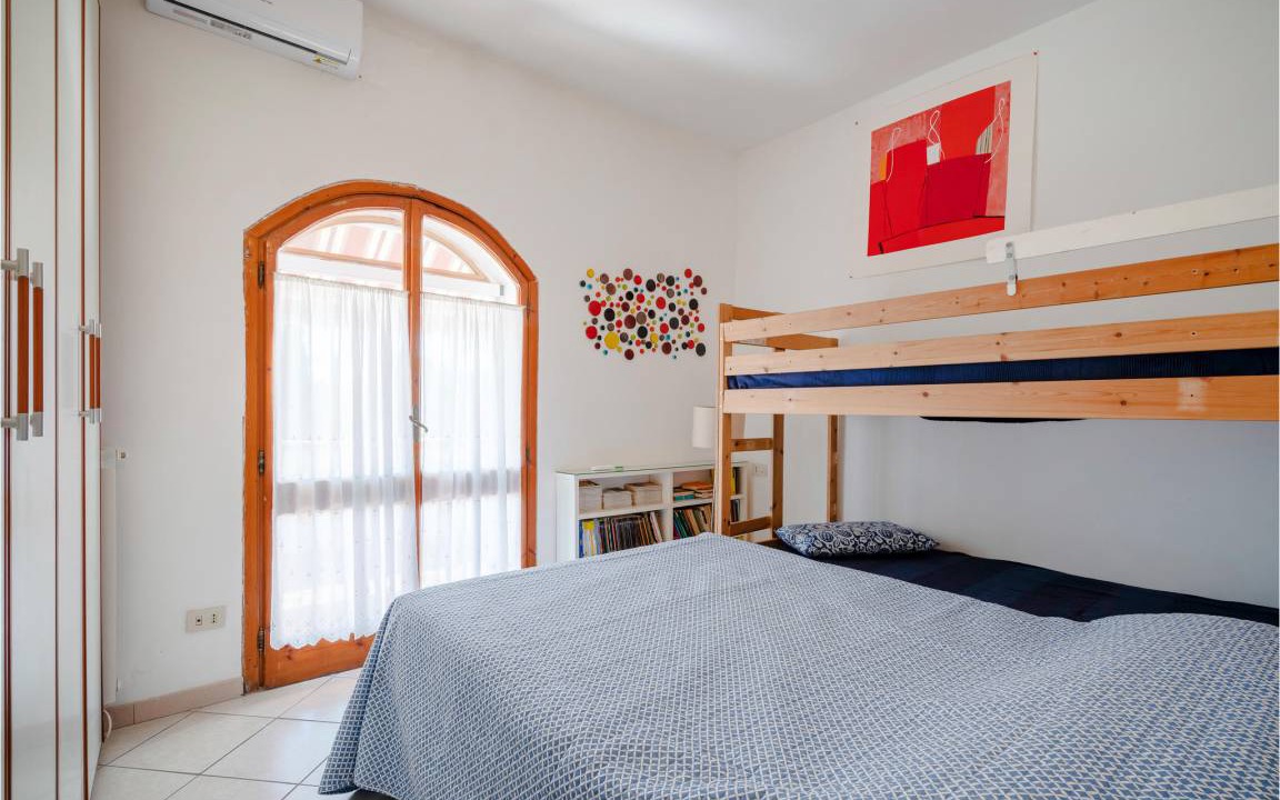 Photo of Bedroom in Latina Lido