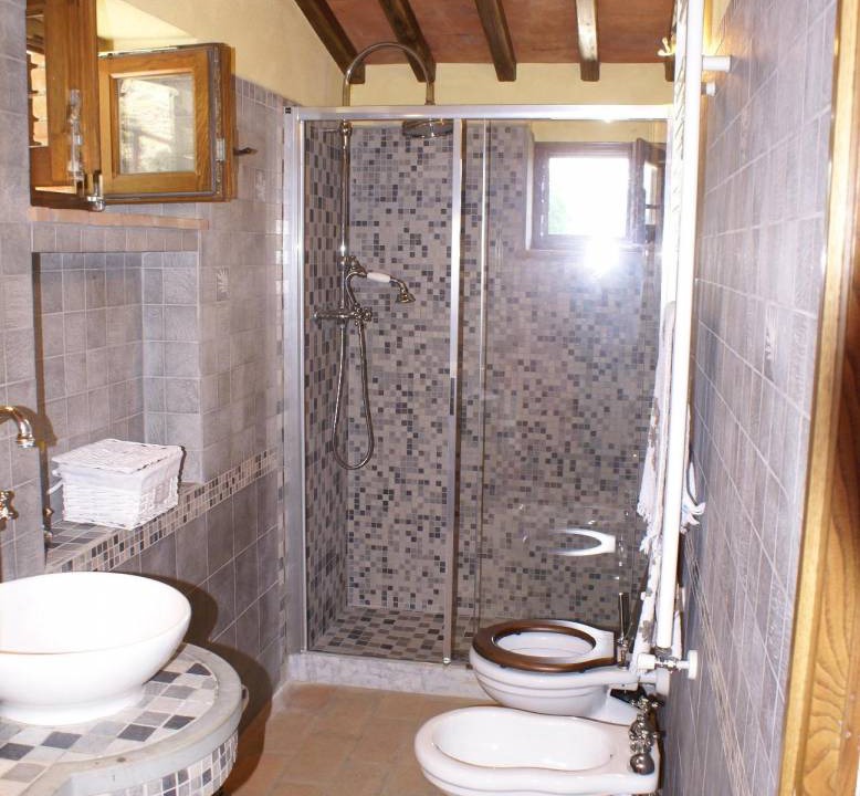Photo of Bathroom in Mologno