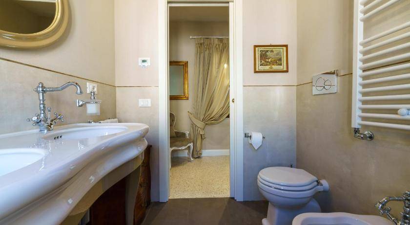 Photo of Bathroom in Cannaregio