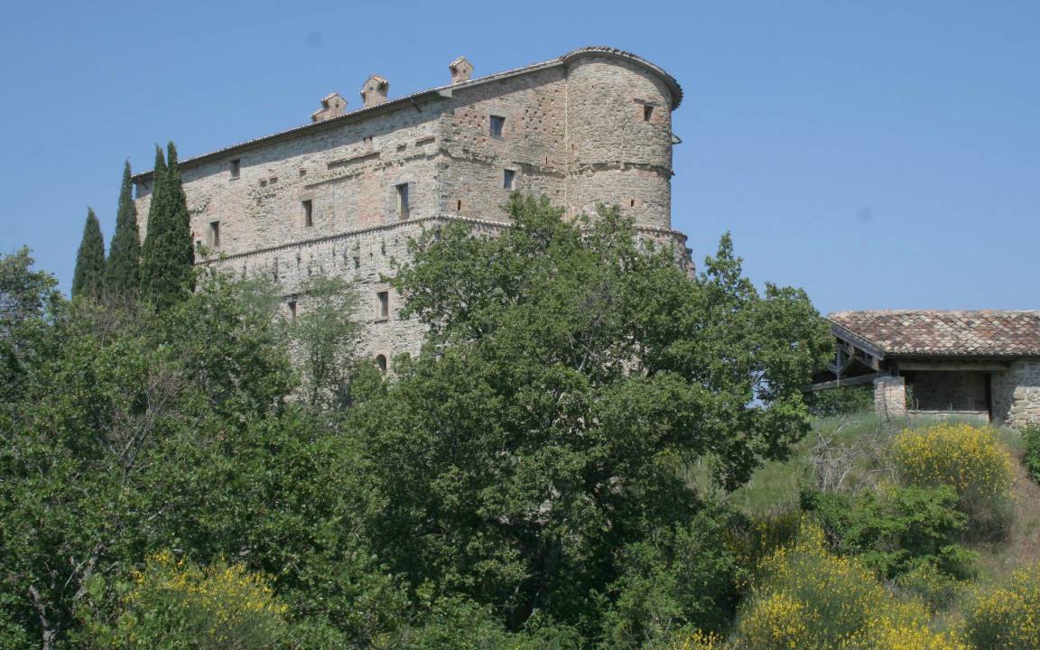 Photo of Others in Montone