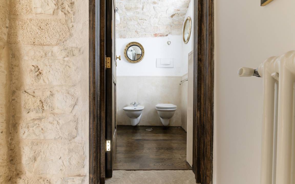 Photo of Bathroom in Ostuni Historic Centre