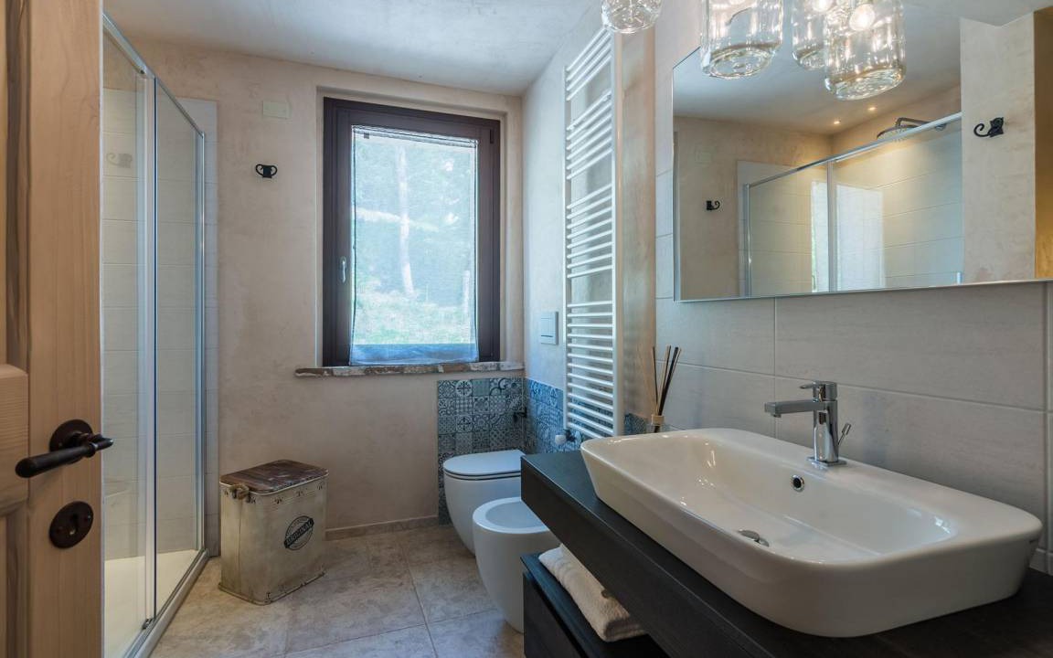 Photo of Bathroom in Urbania