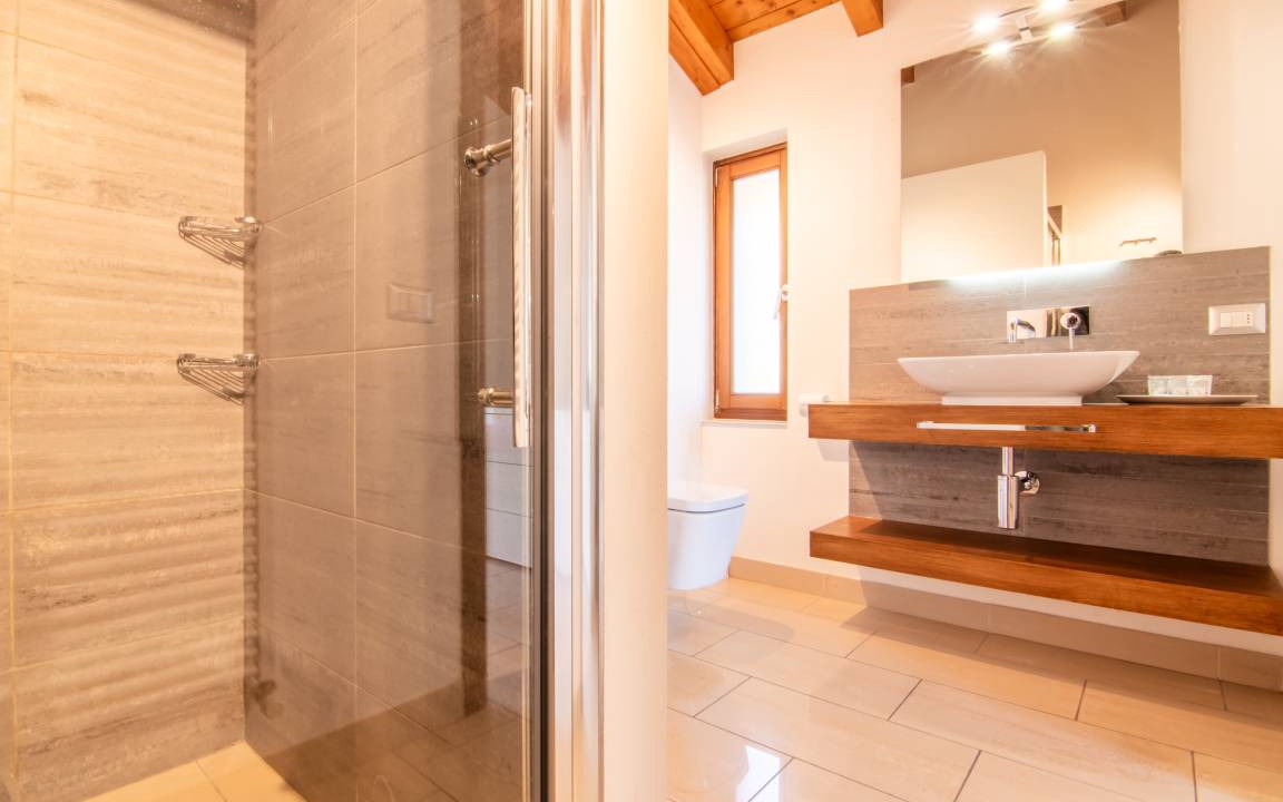 Photo of Bathroom in Naggio