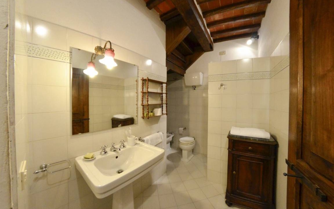 Photo of Bathroom in Sodo