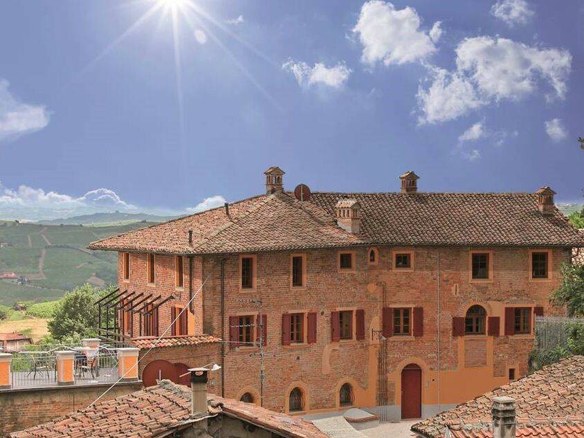 Photo of Buildings in Mombaruzzo
