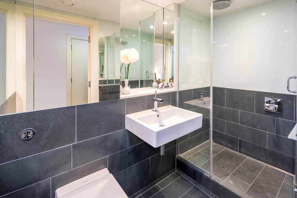 Photo of Bathroom in Churchill