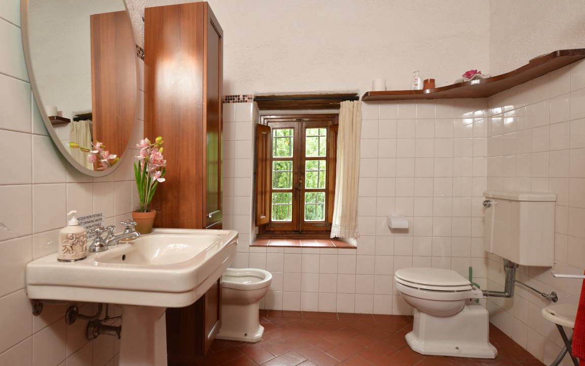 Photo of Bathroom in Radda in Chianti