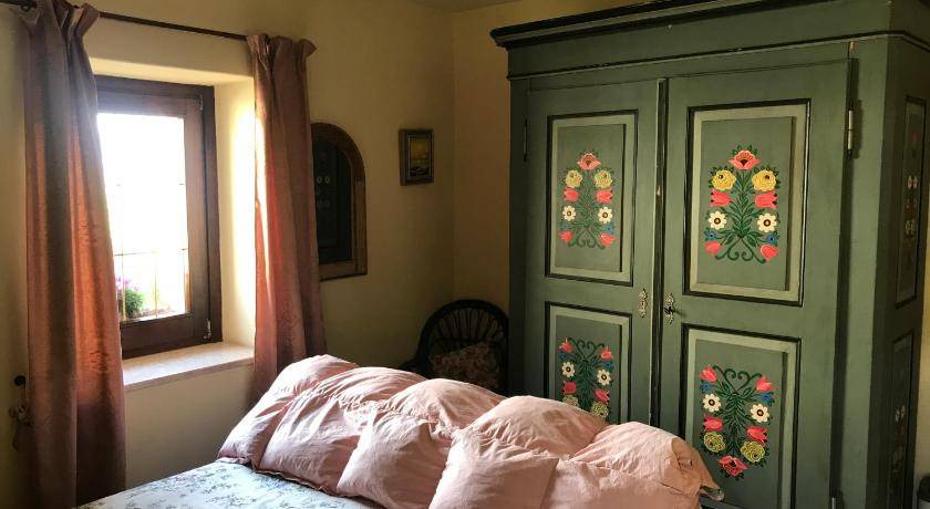 Photo of Bedroom in Pescosansonesco Nuovo