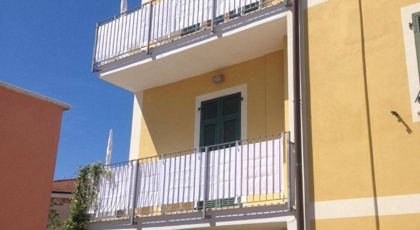 Photo of Others in Tellaro
