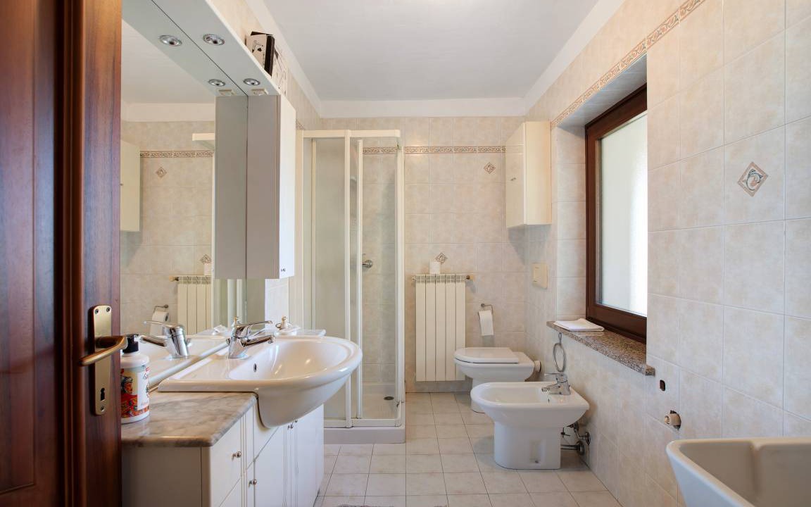 Photo of Bathroom in Ampaillant