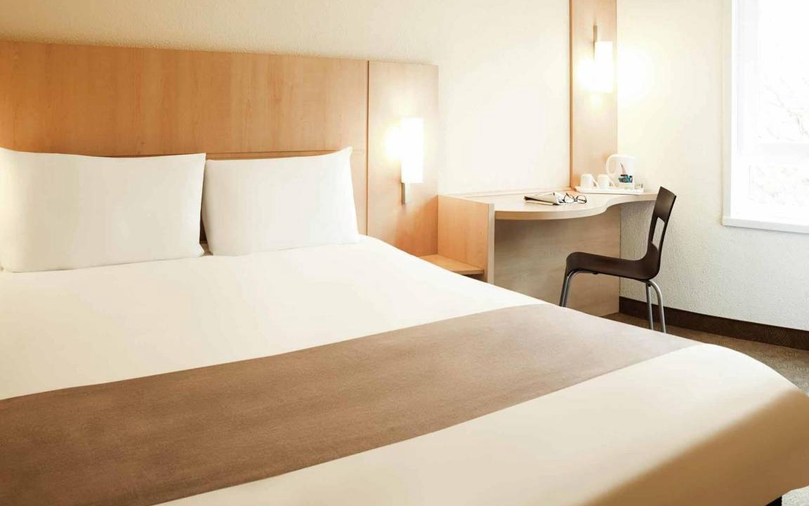 Photo of Bedroom in Portsmouth City Centre