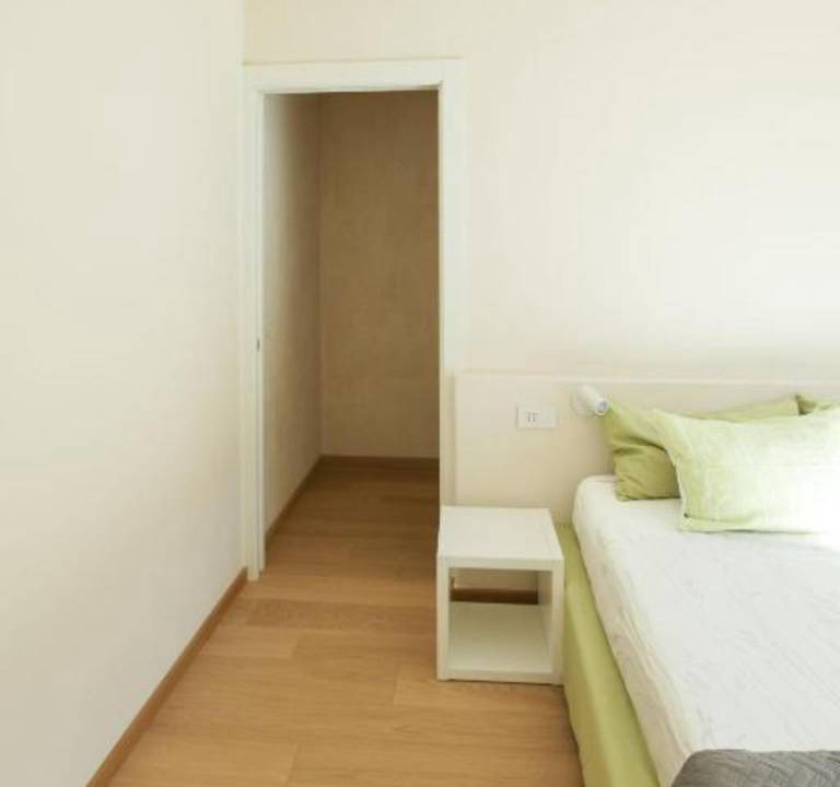 Photo of Bedroom in Senin