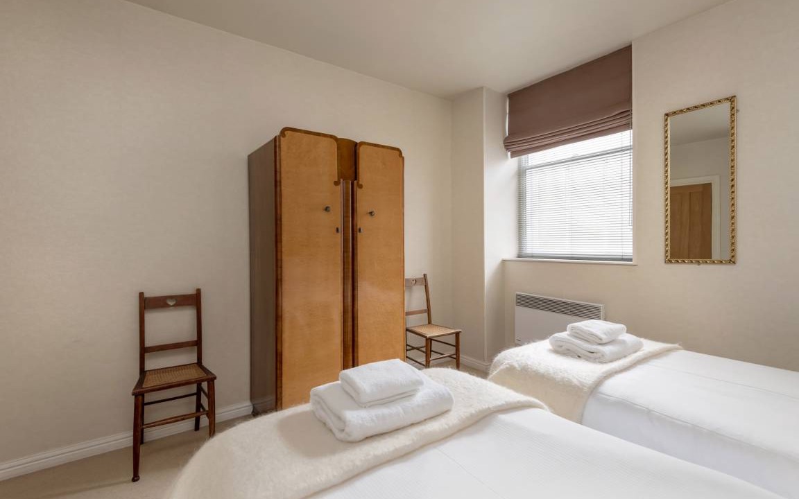 Photo of Bedroom in Newington