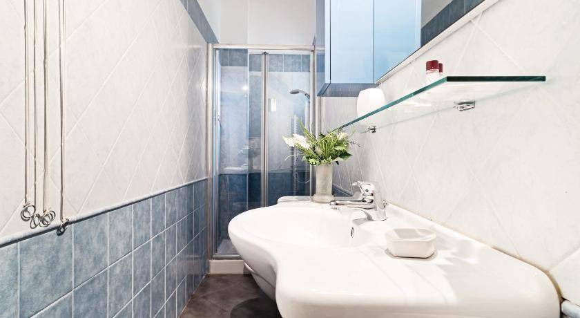 Photo of Bathroom in Cirenaica