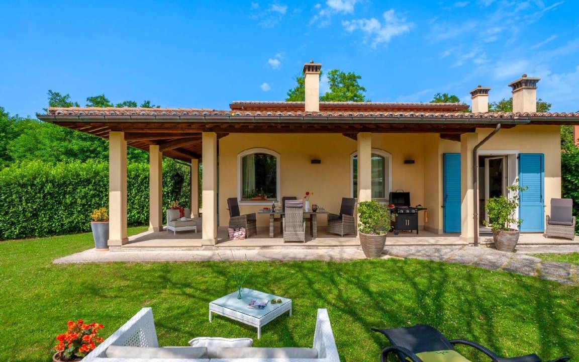Photo of Buildings in Acqualagna