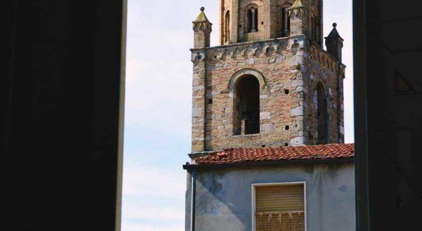 Photo of Others in Atri