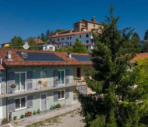 Photo of Buildings in Benevello