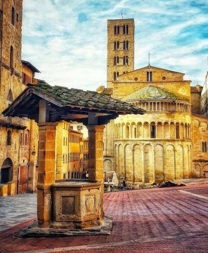 Photo of Others in Arezzo