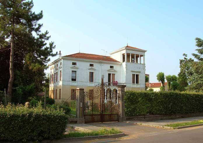 Photo of Others in Mira