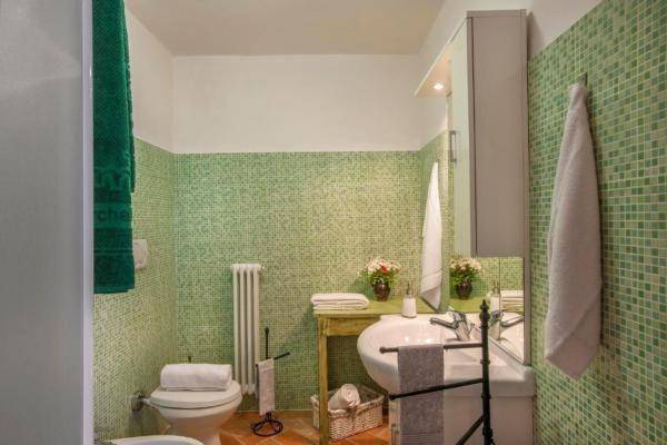 Photo of Bathroom in Acqualagna